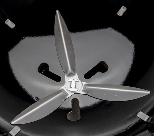 Weber 57cm Master Touch Kettle - Image 4